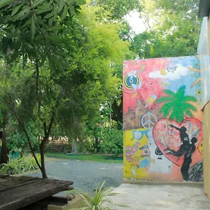  Hostel Traveler's Haven At Colombo Intl Airport